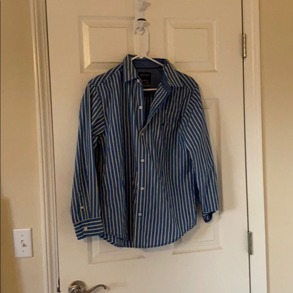 Nautica boys dress shirt